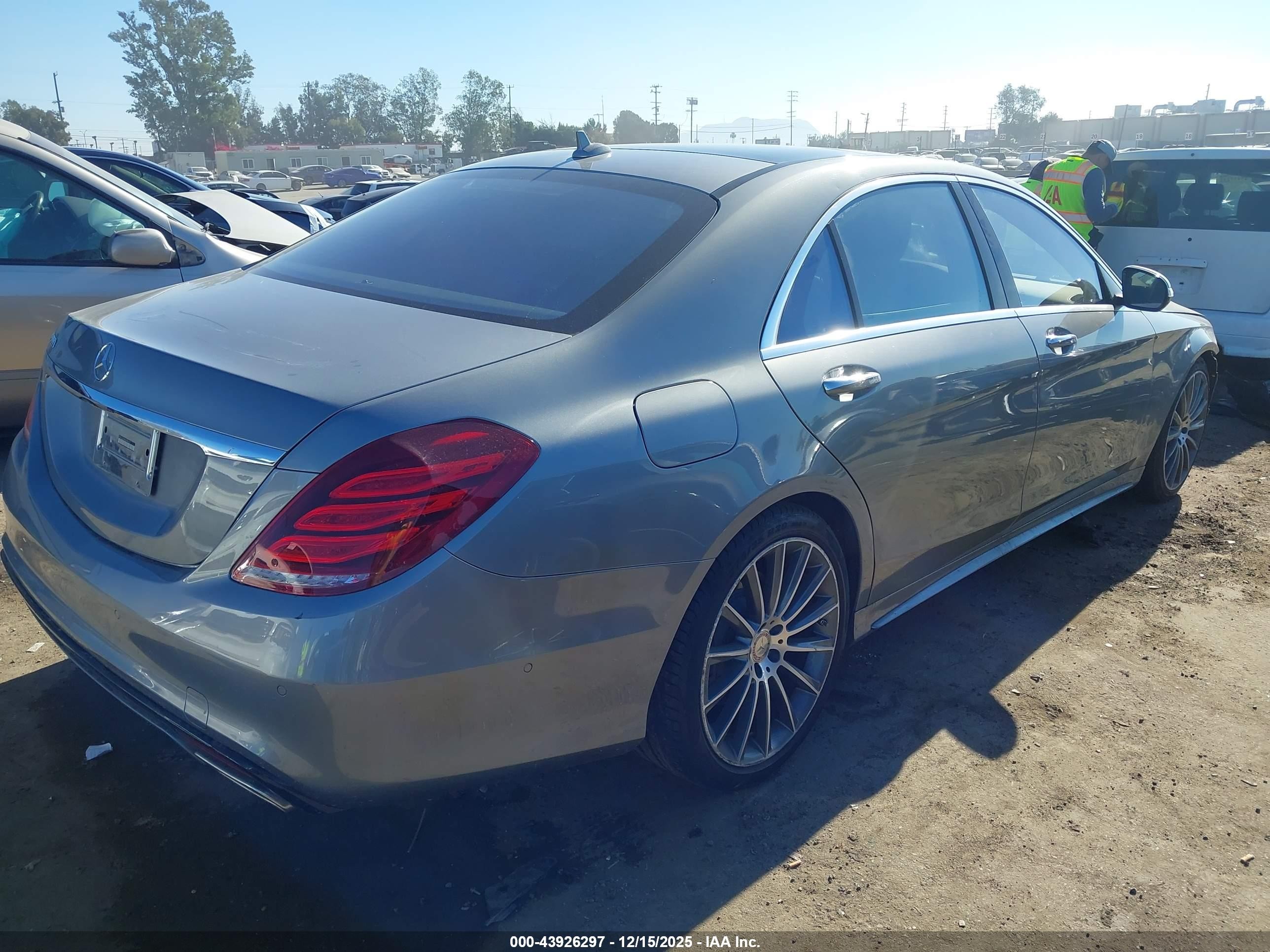 2014 Mercedes-benz S 550   Gray vin: WDDUG8CB8EA043419