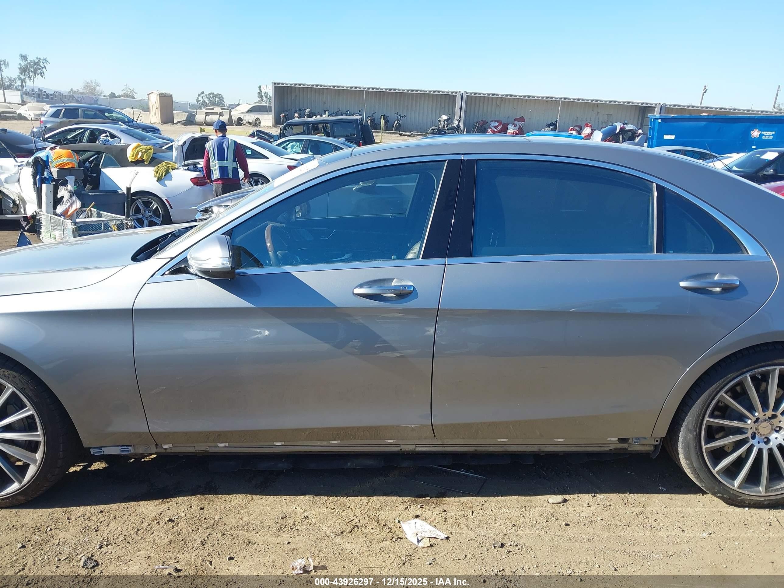 2014 Mercedes-benz S 550   Gray vin: WDDUG8CB8EA043419