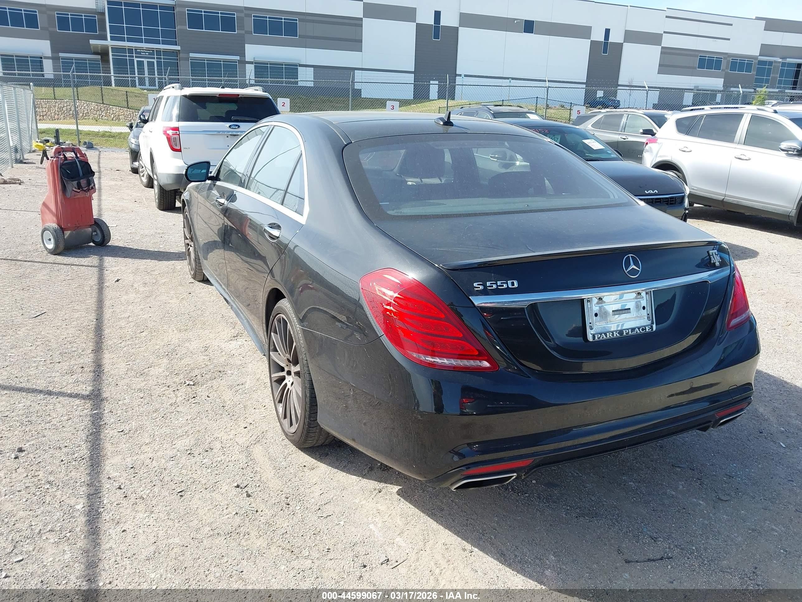 2014 Mercedes-benz S 550   Black vin: WDDUG8CB8EA065081