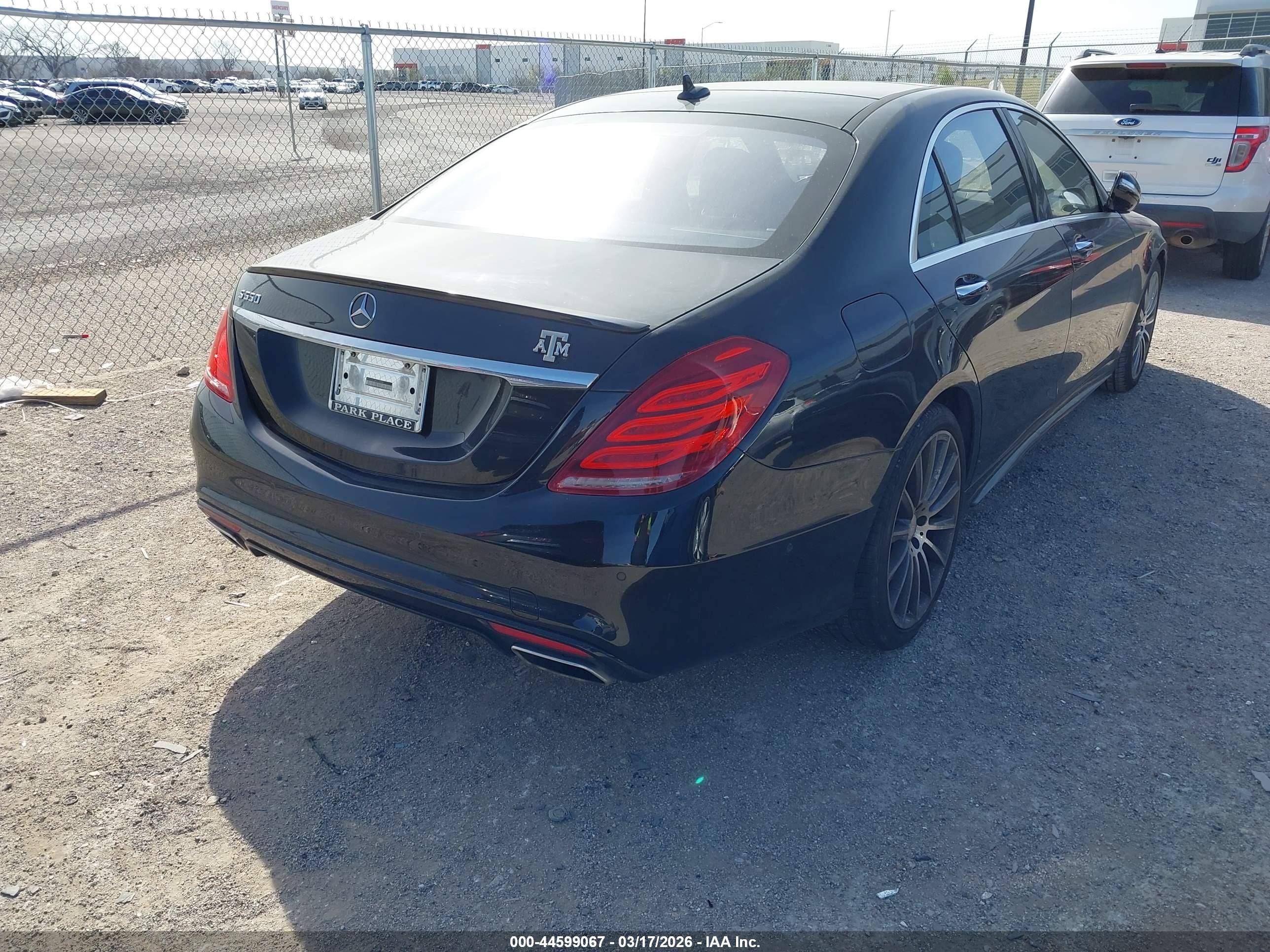 2014 Mercedes-benz S 550   Black vin: WDDUG8CB8EA065081