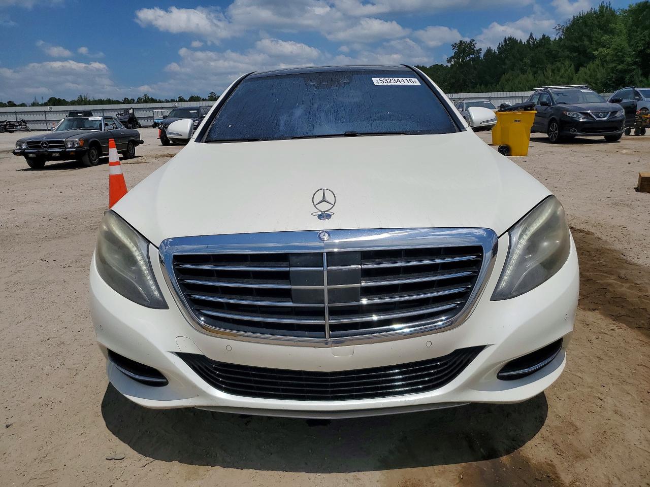2014 Mercedes-benz S 550 White vin: WDDUG8CB8EA068014