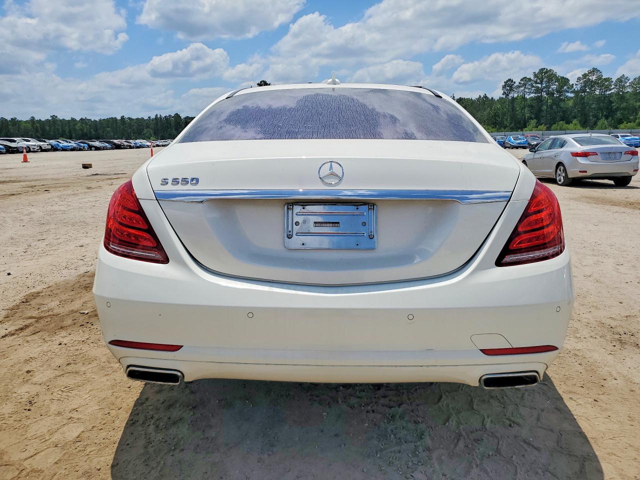 2014 Mercedes-benz S 550 White vin: WDDUG8CB8EA068014