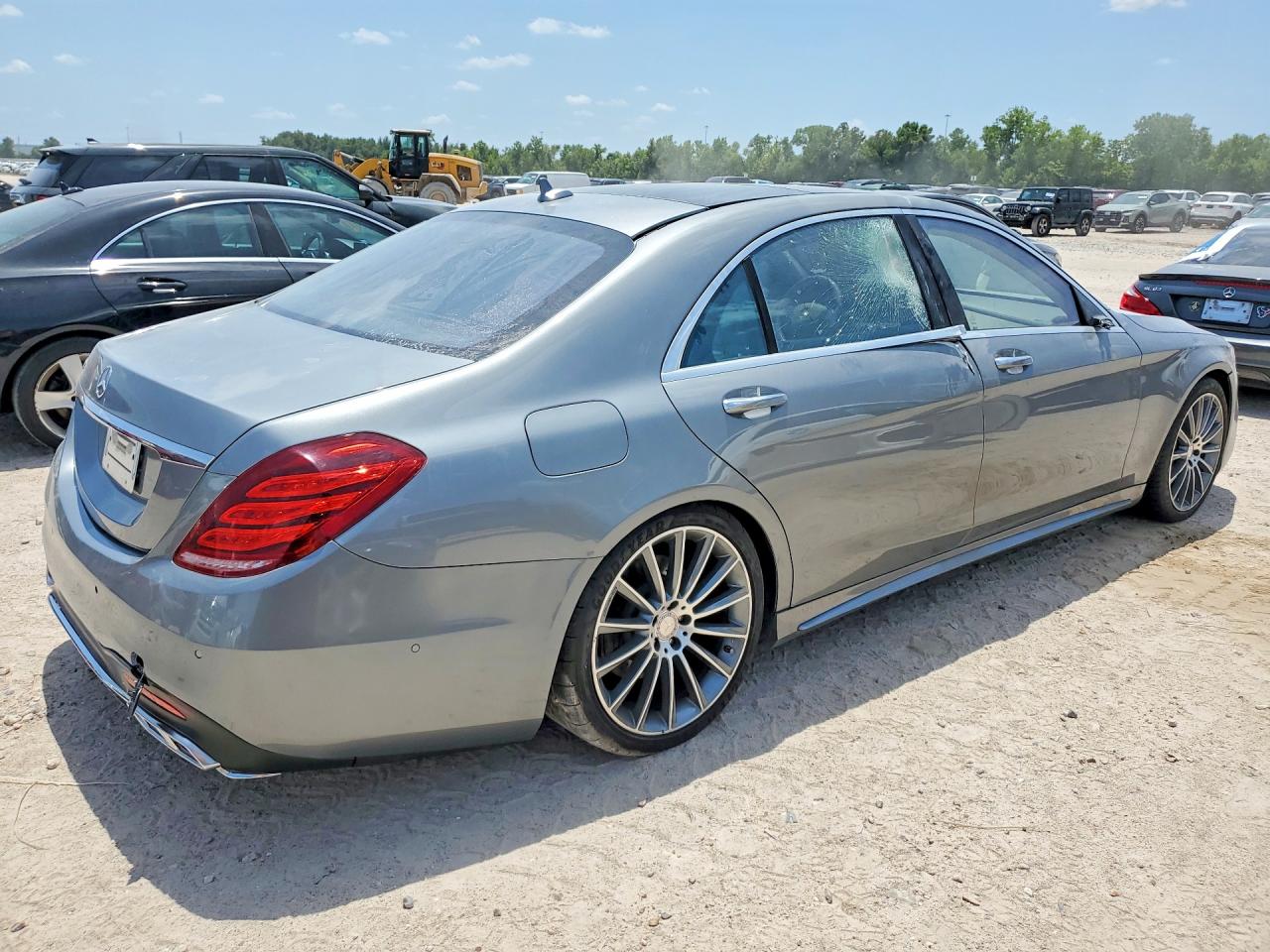 2015 Mercedes-benz S 550 Gray vin: WDDUG8CB8FA104799