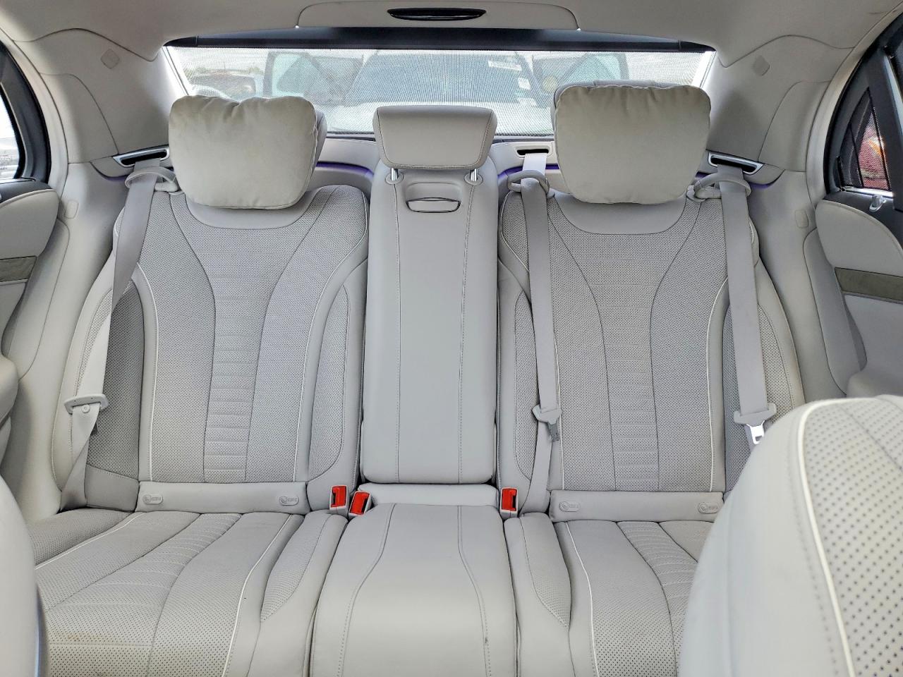 2015 Mercedes-benz S 550 Gray vin: WDDUG8CB8FA104799