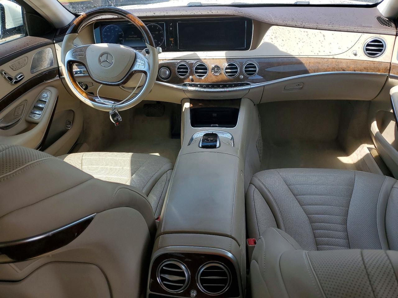 2015 Mercedes-benz S 550 White vin: WDDUG8CB8FA120095