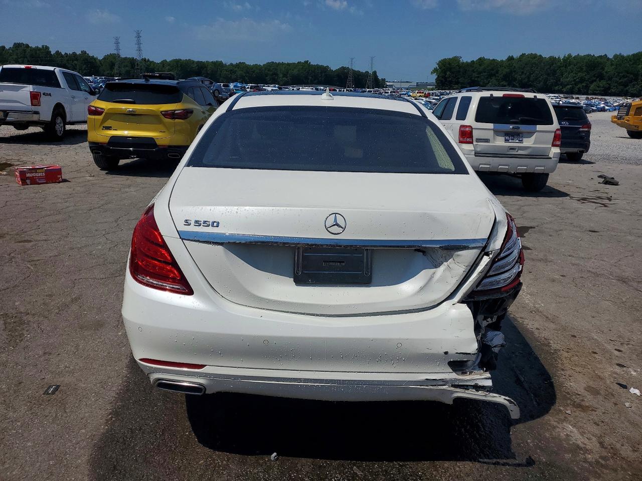 2015 Mercedes-benz S 550 White vin: WDDUG8CB8FA120095