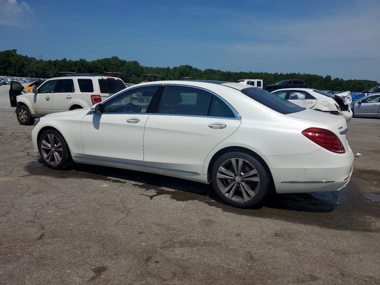 2015 Mercedes-benz S 550 White vin: WDDUG8CB8FA120095