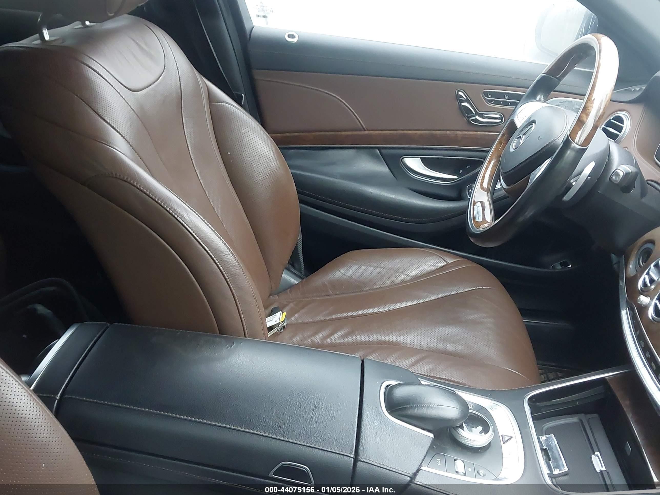 2014 Mercedes-benz S 550   Black vin: WDDUG8CB9EA018979