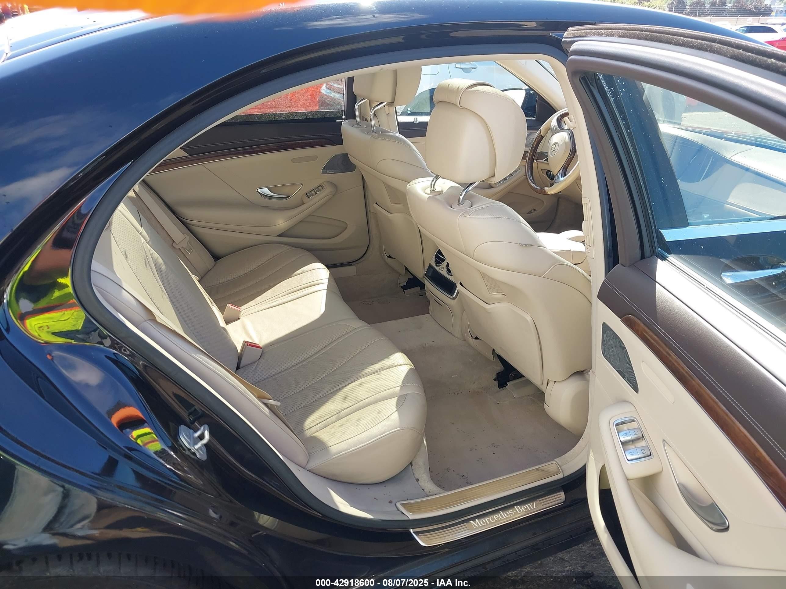 2014 Mercedes-benz S 550   Black vin: WDDUG8CB9EA029741