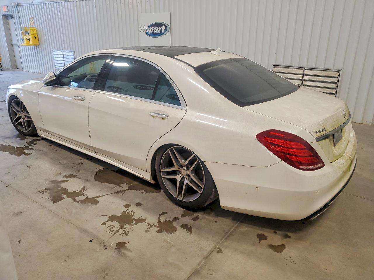 2014 Mercedes-benz S 550 White vin: WDDUG8CB9EA057992