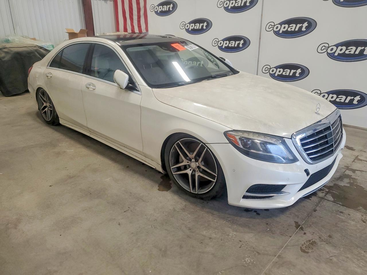 2014 Mercedes-benz S 550 White vin: WDDUG8CB9EA057992