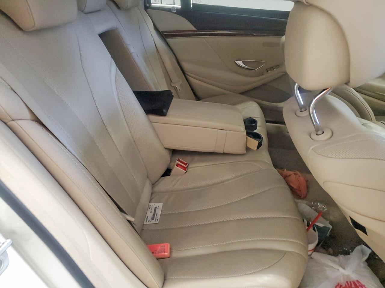 2014 Mercedes-benz S 550 White vin: WDDUG8CB9EA057992