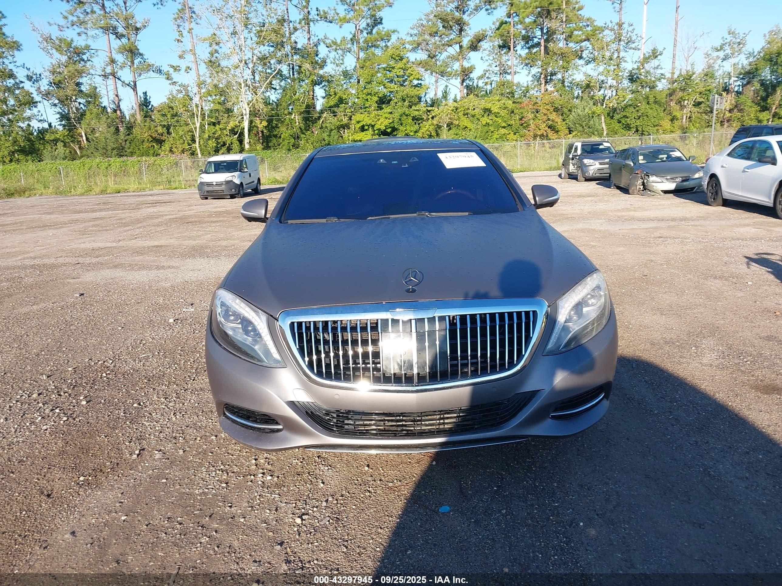 2014 Mercedes-benz S 550   Коричневый vin: WDDUG8CB9EA066921