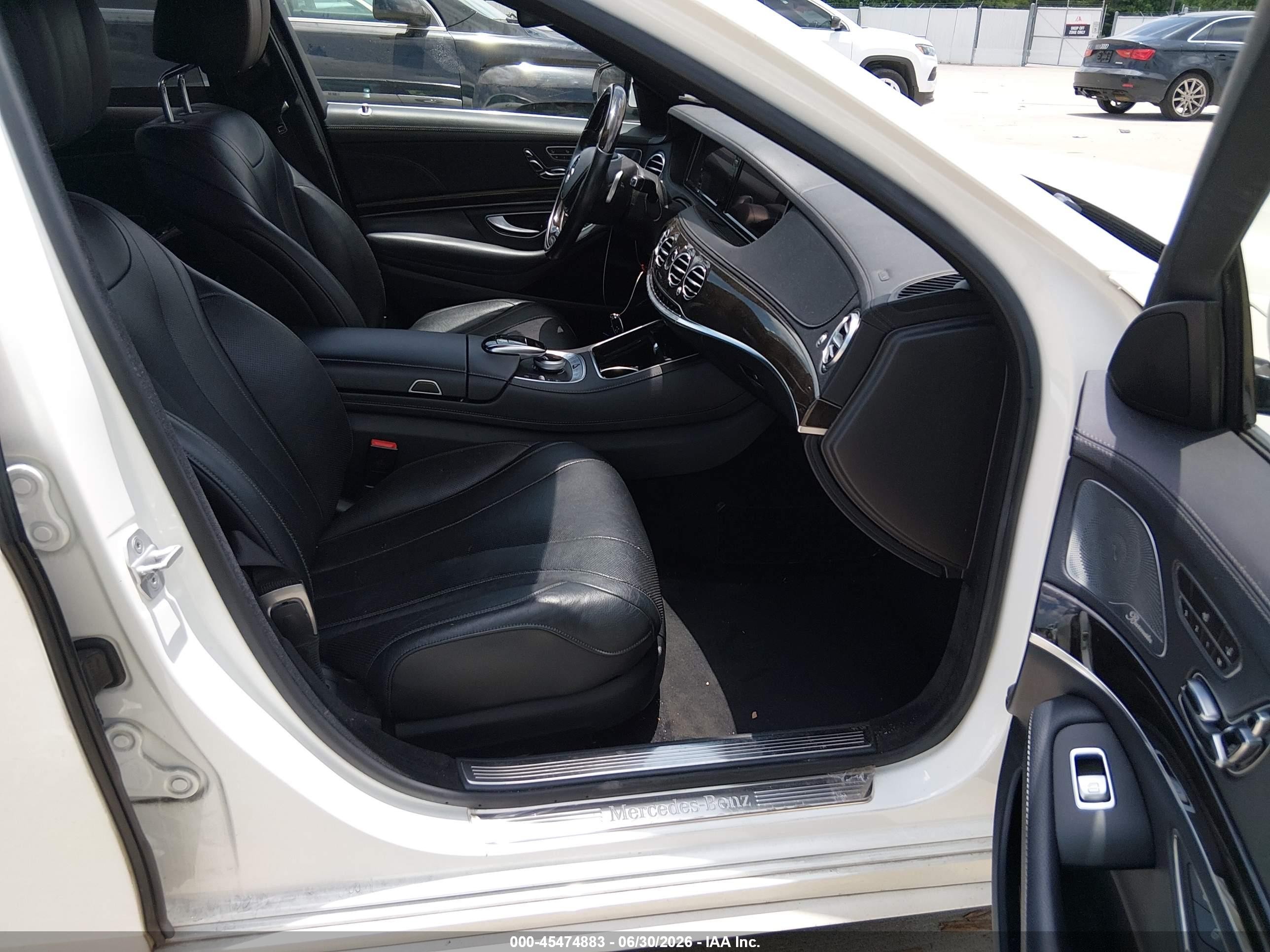 2015 Mercedes-benz S 550 White vin: WDDUG8CB9FA068864