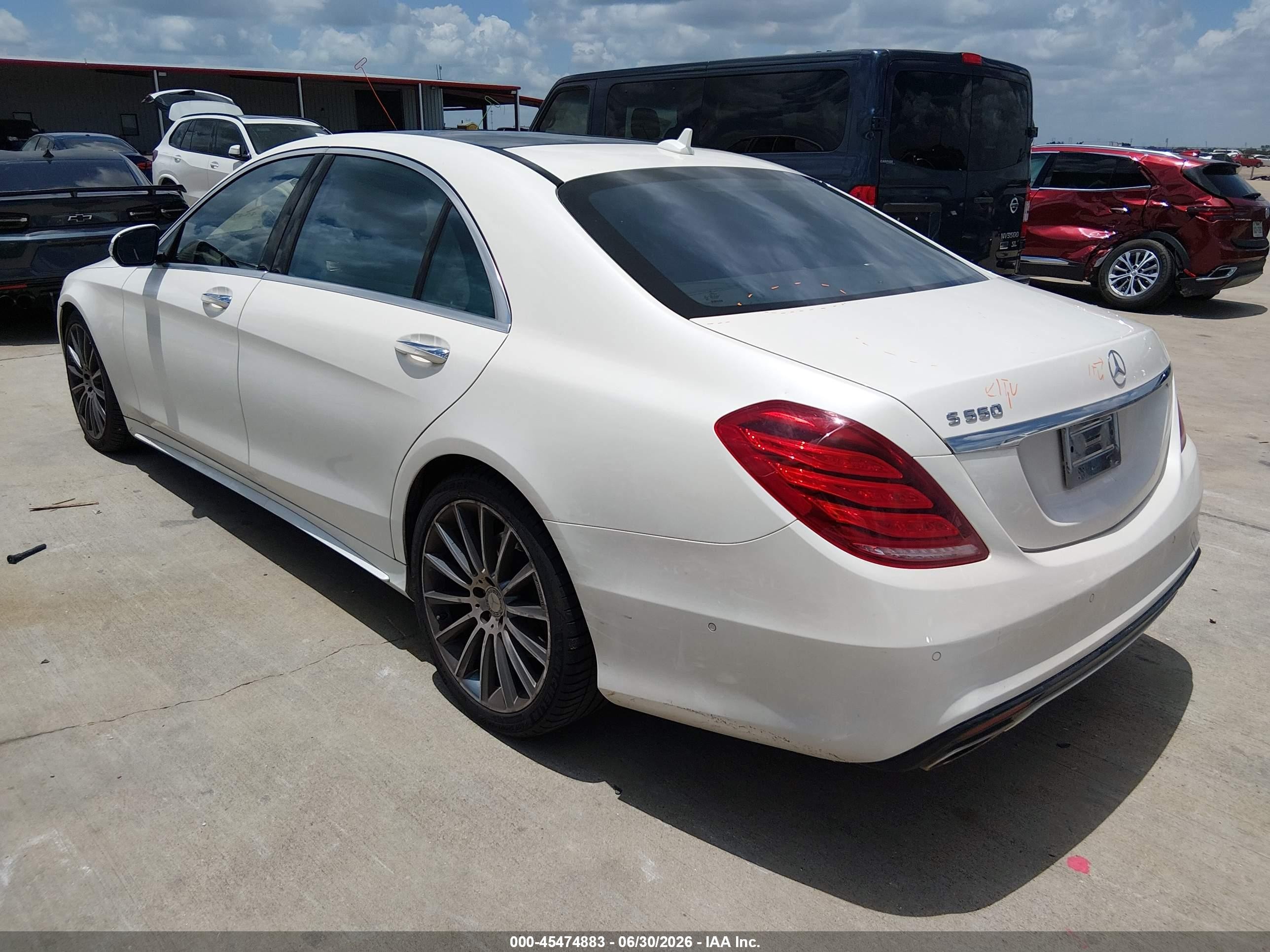 2015 Mercedes-benz S 550 White vin: WDDUG8CB9FA068864