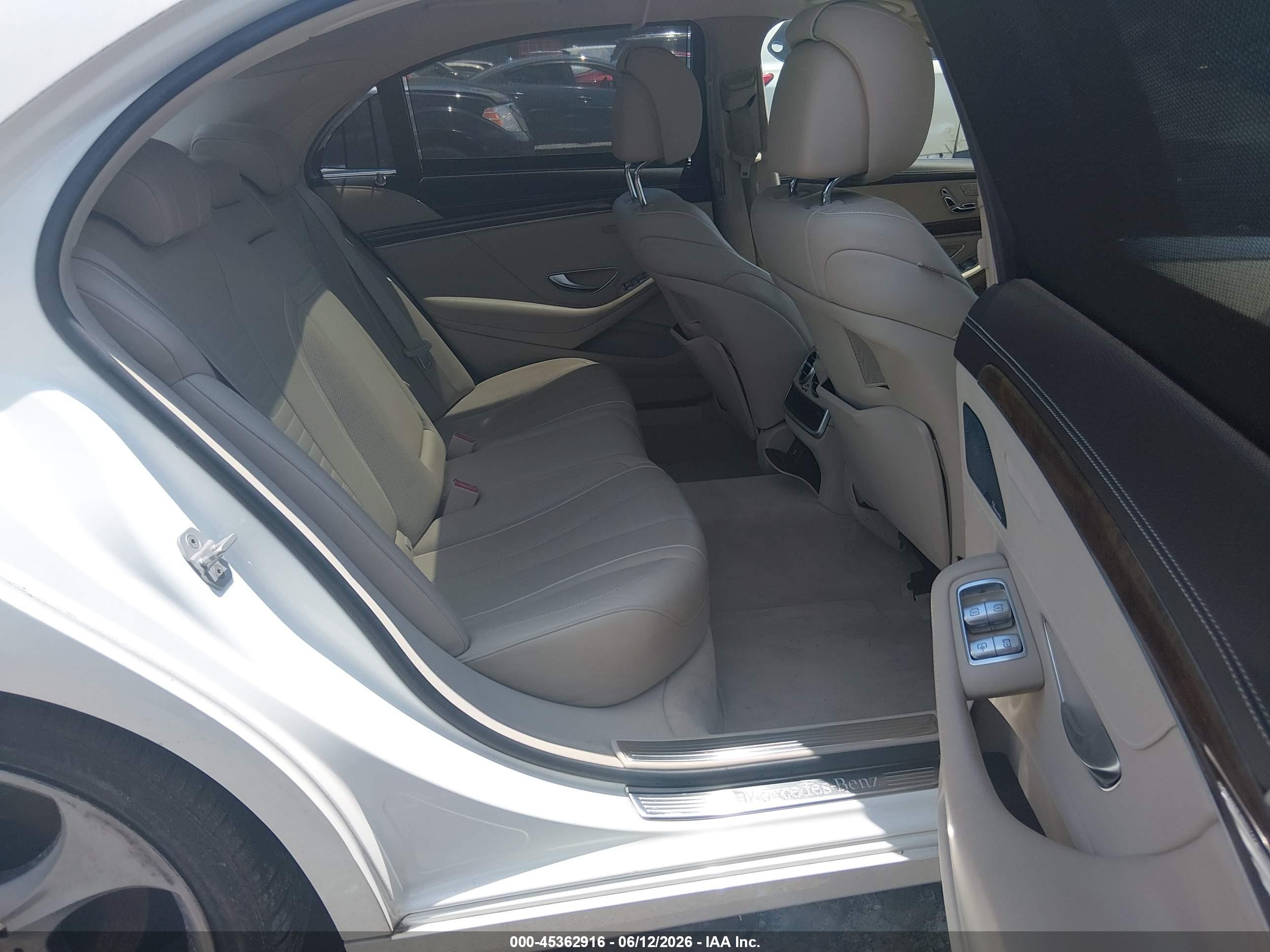 2015 Mercedes-benz S 550   White vin: WDDUG8CB9FA100292