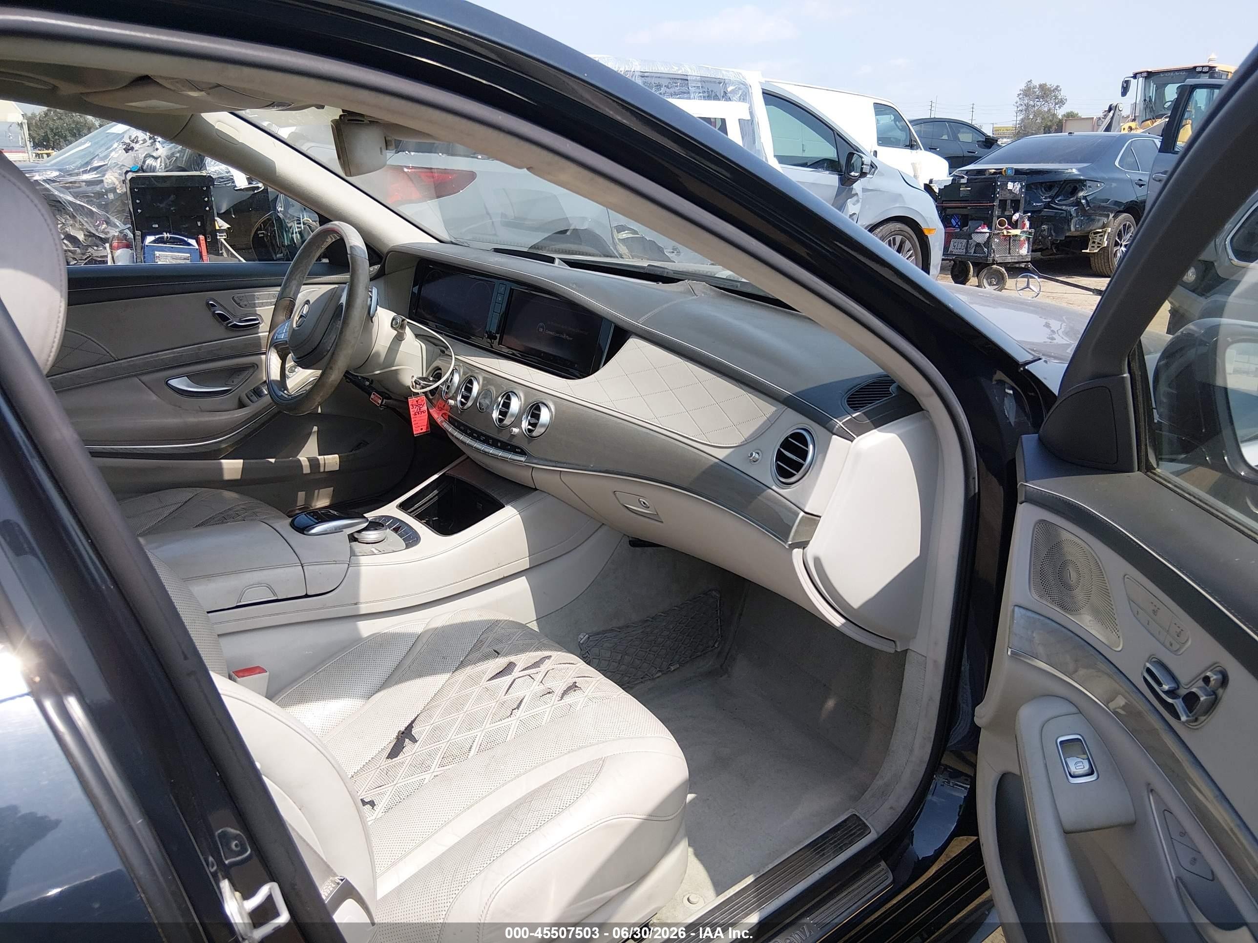 2015 Mercedes-benz S 550 Gray vin: WDDUG8CB9FA110661