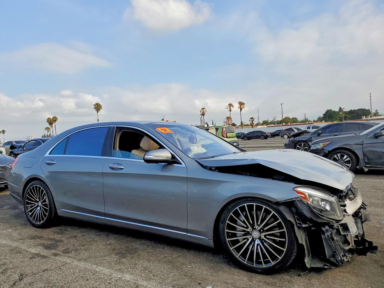 2015 Mercedes-benz S 550 Серый vin: WDDUG8CB9FA111003