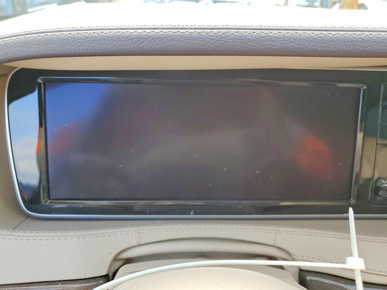 2015 Mercedes-benz S 550 Серый vin: WDDUG8CB9FA111003