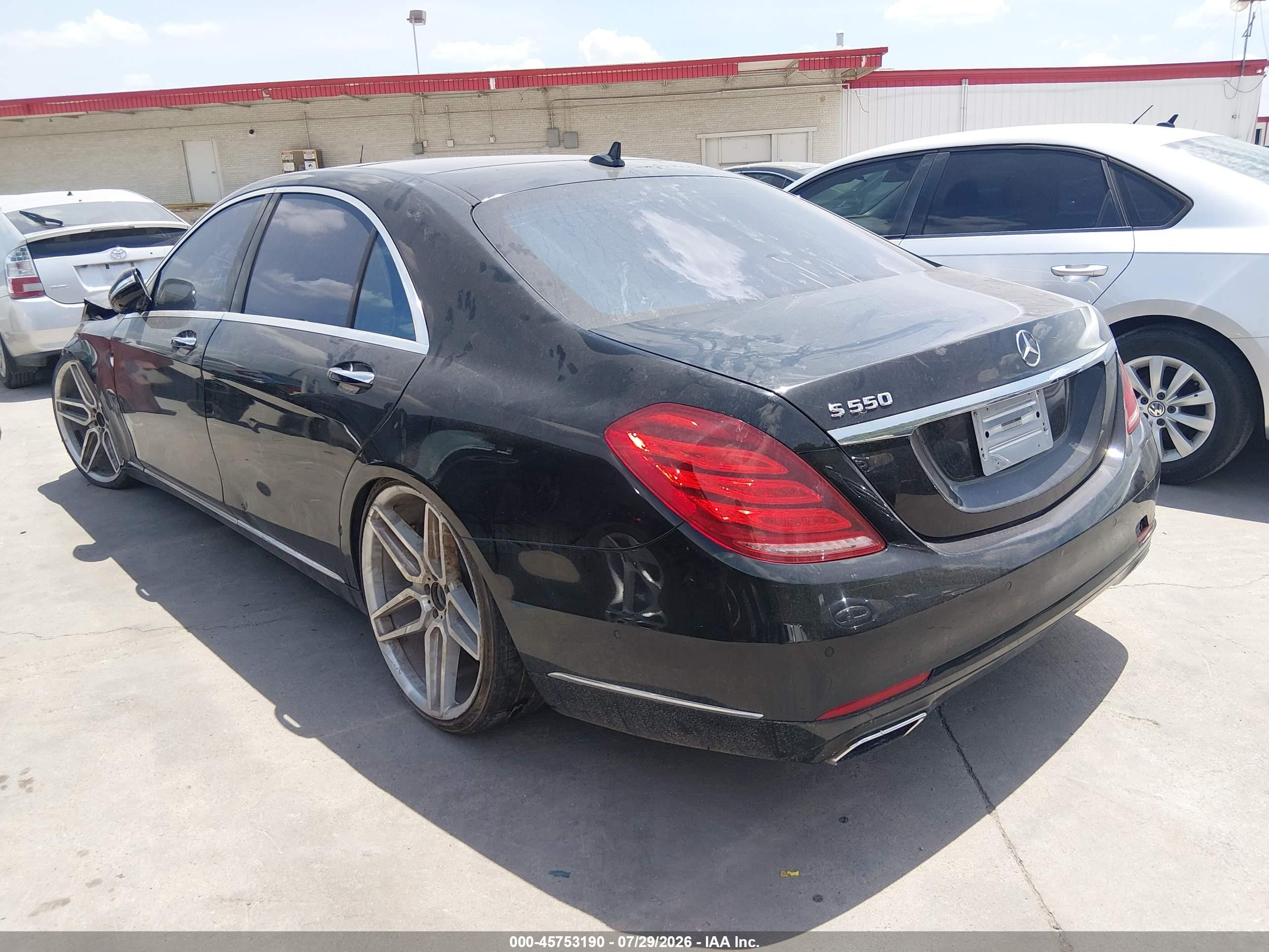 2015 Mercedes-benz S 550   Black vin: WDDUG8CB9FA113849