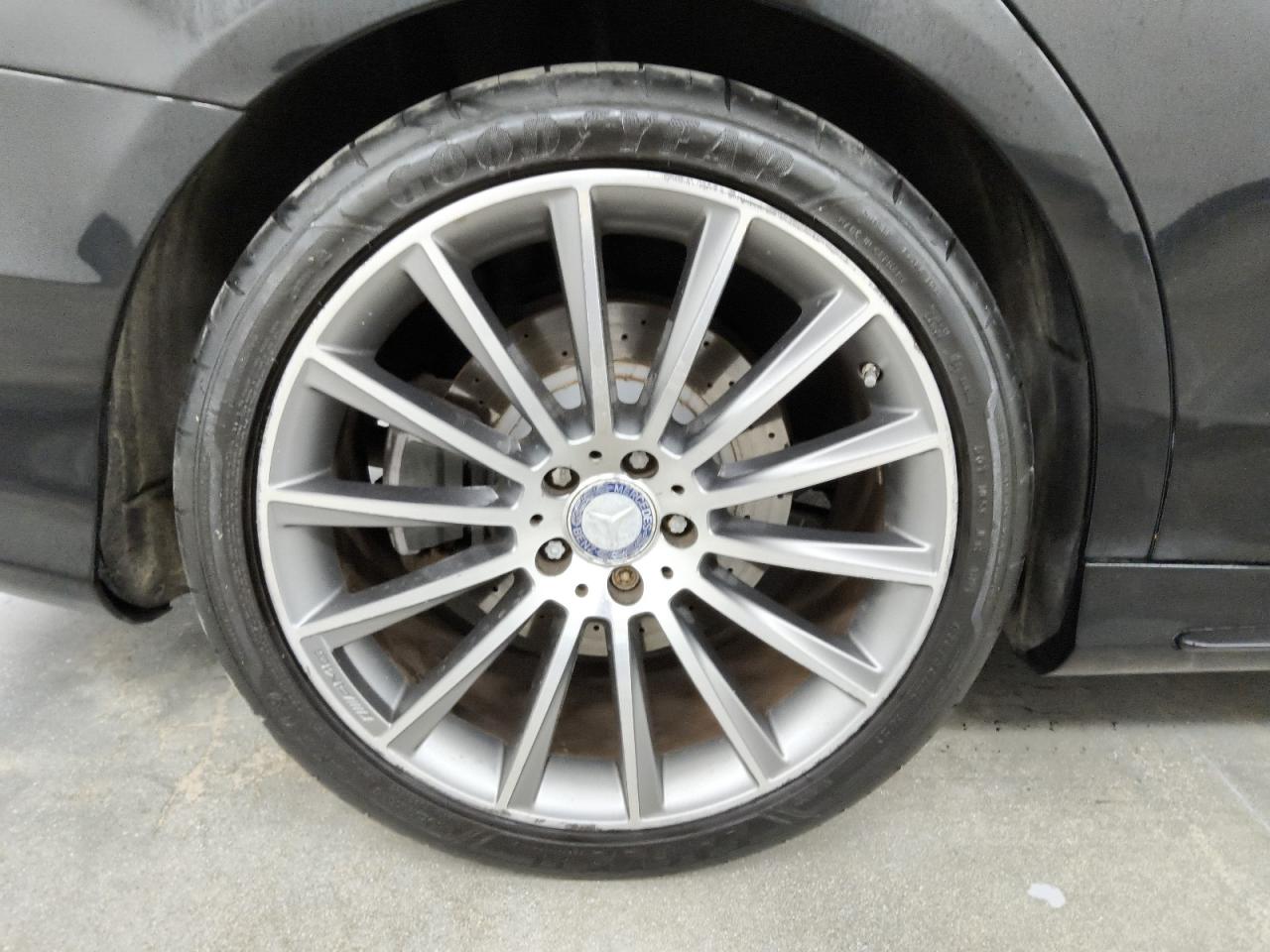 2015 Mercedes-benz S 550 Black vin: WDDUG8CB9FA131011 Damage: Right Rear Wheel, Curb Rash, > 12 Inches