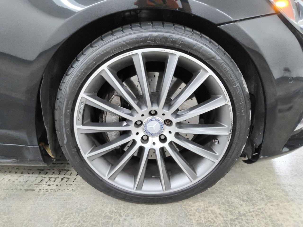 2015 Mercedes-benz S 550 Black vin: WDDUG8CB9FA131011 Damage: Right Front Wheel, Chipped, 10 Or More