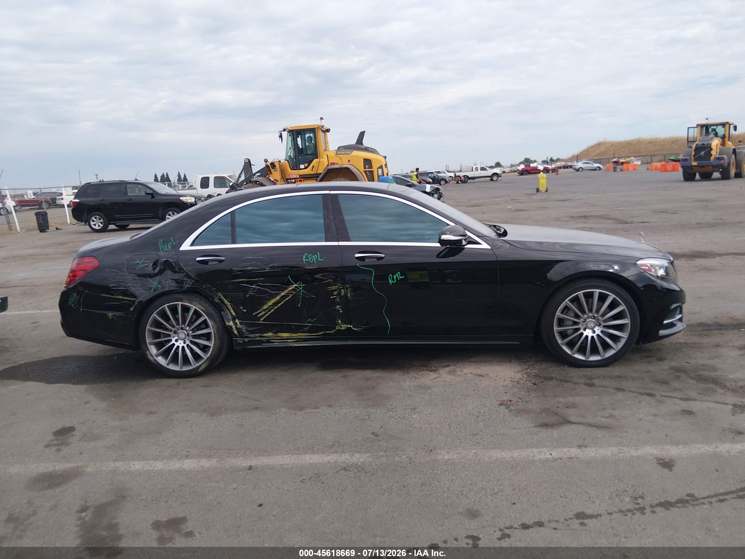 2015 Mercedes-benz S 550   Black vin: WDDUG8CB9FA144275