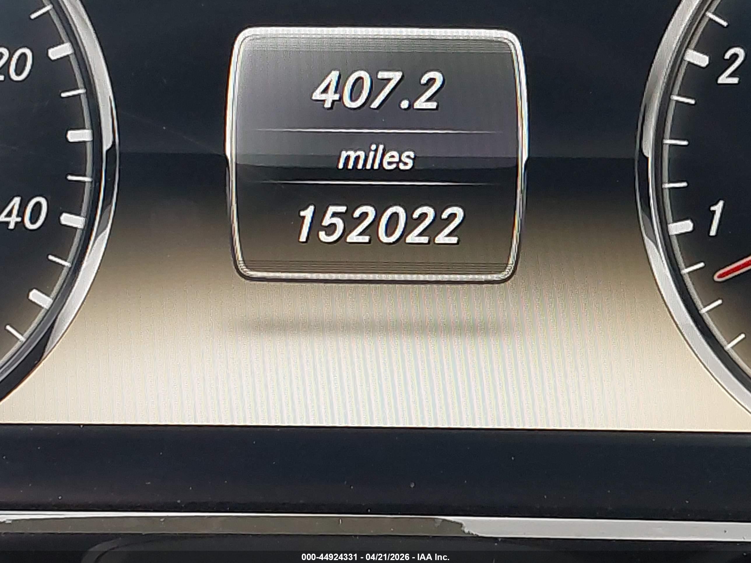 2014 Mercedes-benz S 550   Silver vin: WDDUG8CBXEA009711