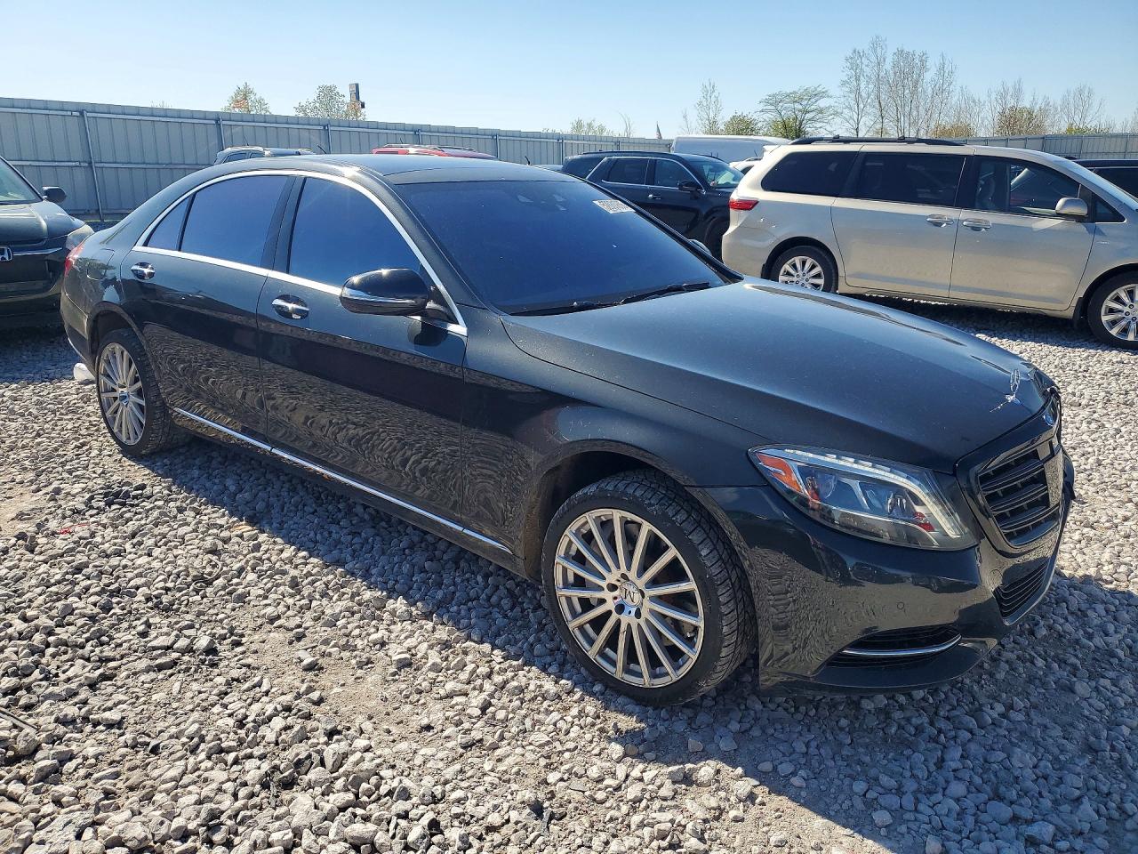 2014 Mercedes-benz S 550 Черный vin: WDDUG8CBXEA049884