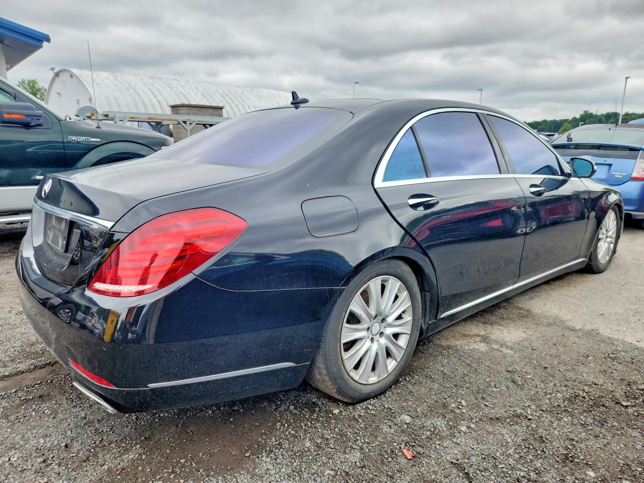 2014 Mercedes-benz S 550 Black vin: WDDUG8CBXEA063087