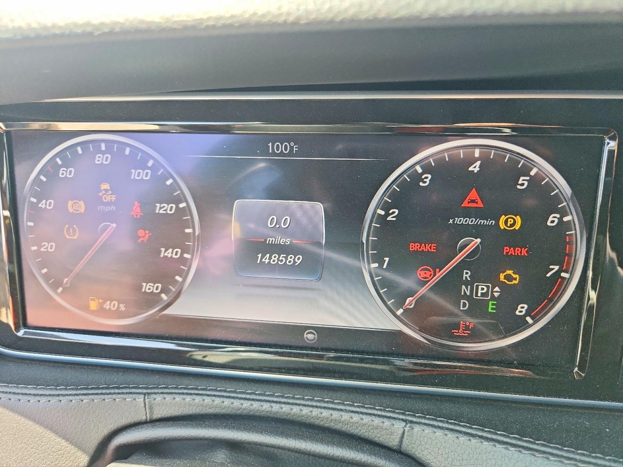 2015 Mercedes-benz S 550 Черный vin: WDDUG8CBXFA069697