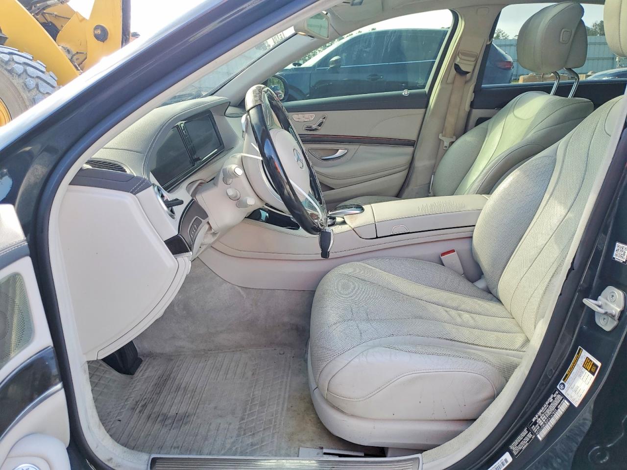 2015 Mercedes-benz S 550 Black vin: WDDUG8CBXFA167855