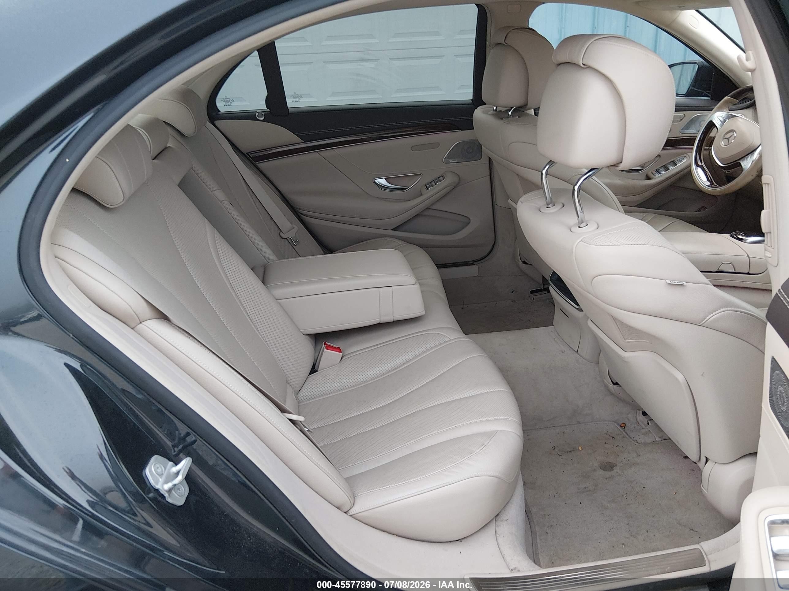 2015 Mercedes-benz S 550   Black vin: WDDUG8CBXFA170674