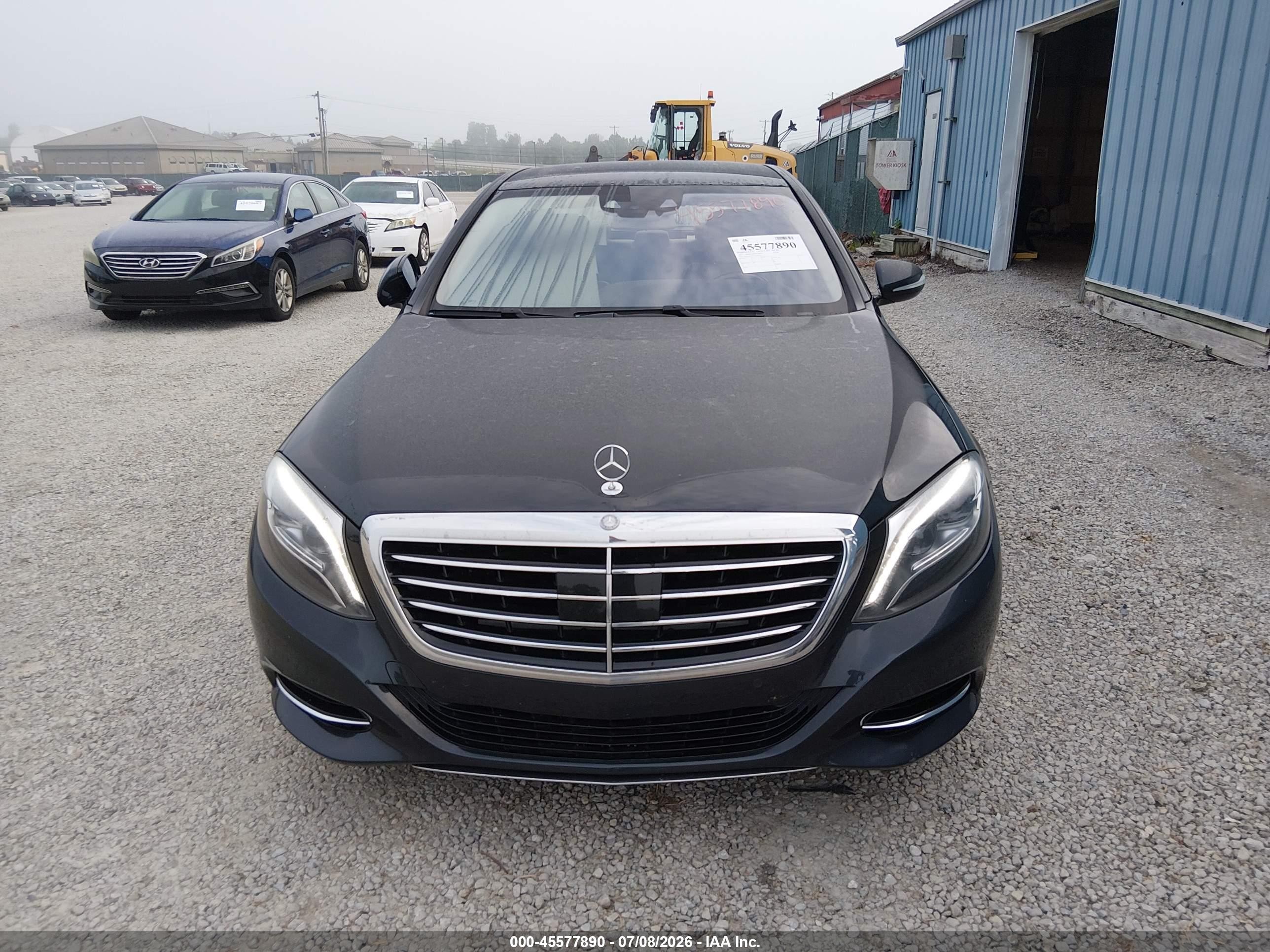 2015 Mercedes-benz S 550   Black vin: WDDUG8CBXFA170674