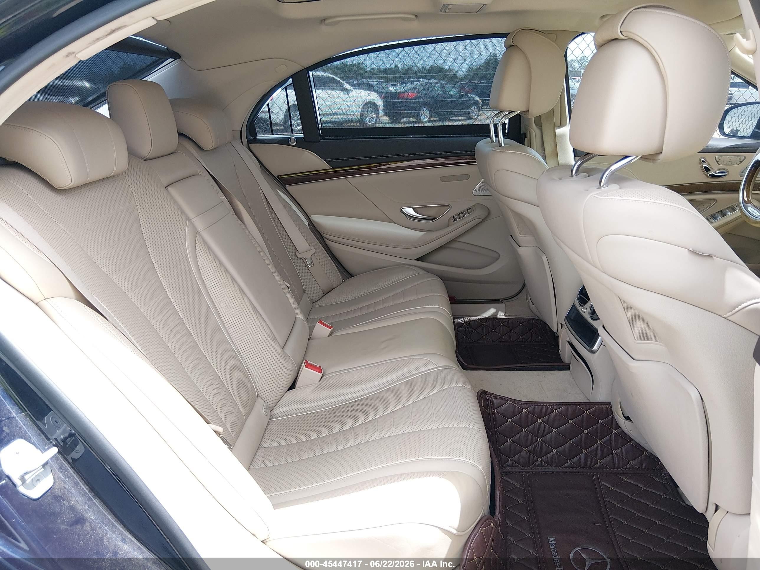 2015 Mercedes-benz S 550   Blue vin: WDDUG8CBXFA179956