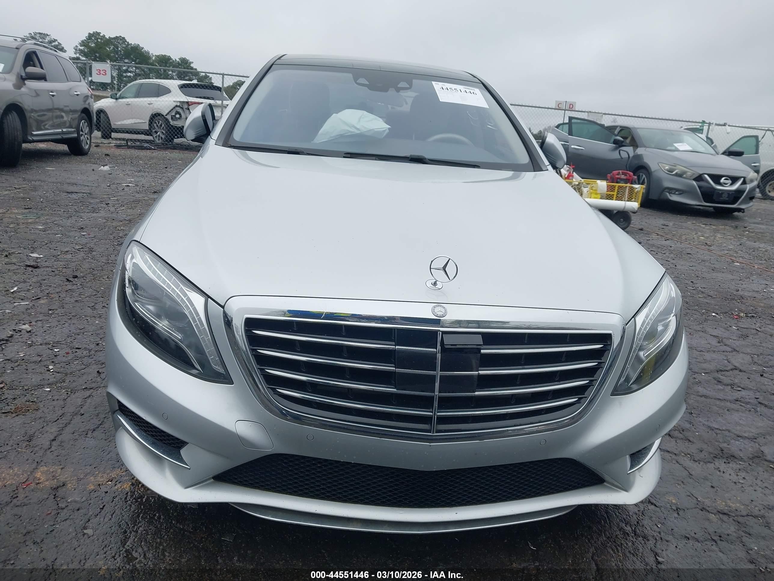 2015 Mercedes-benz S 550   Silver vin: WDDUG8CBXFA185028