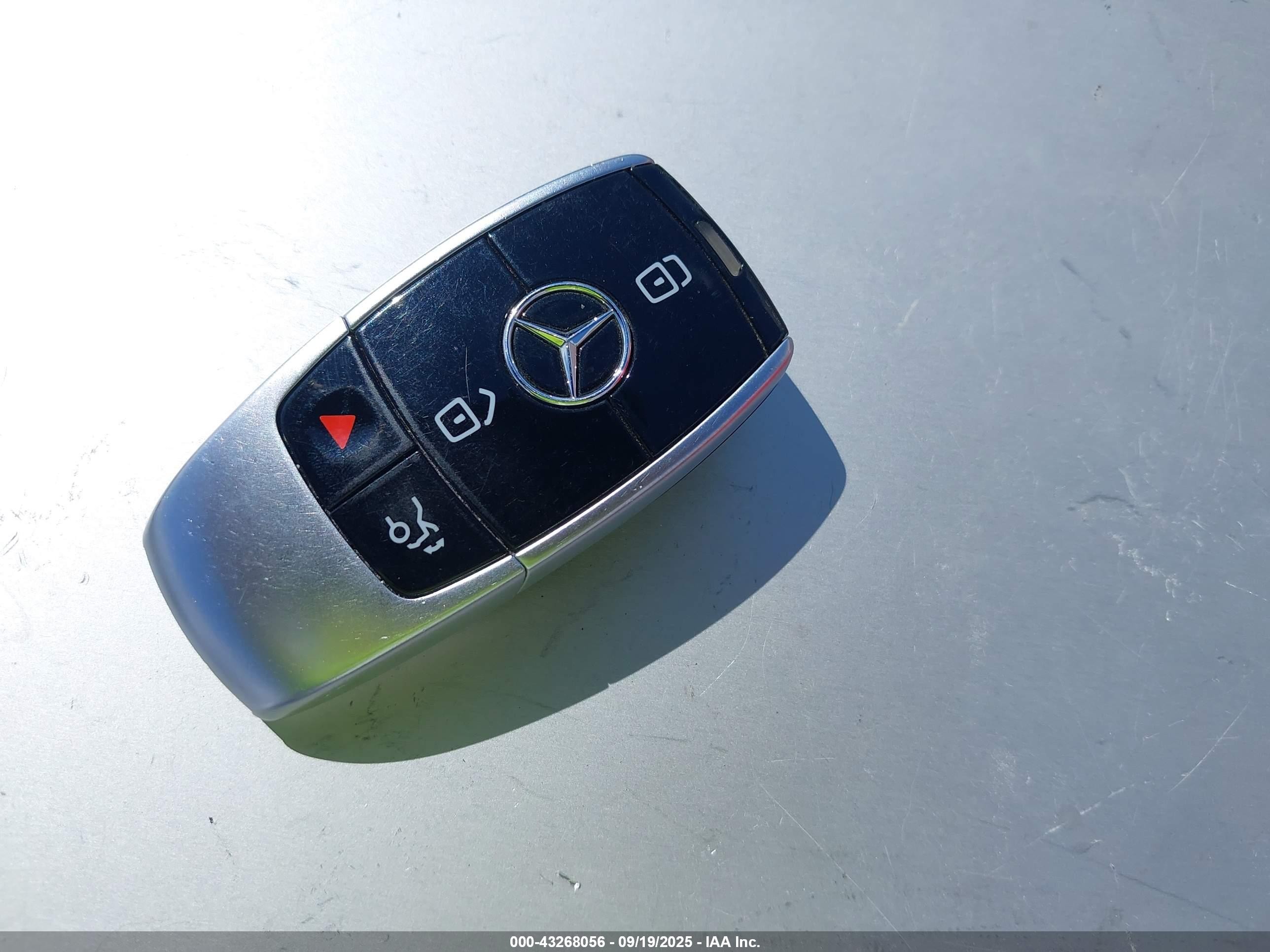 2020 Mercedes-benz S 560   White vin: WDDUG8DB9LA520872