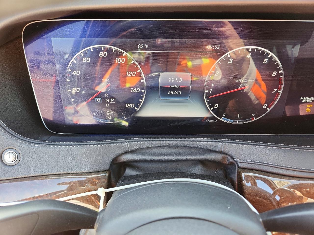 2018 Mercedes-benz S 560 Charcoal vin: WDDUG8DBXJA401015