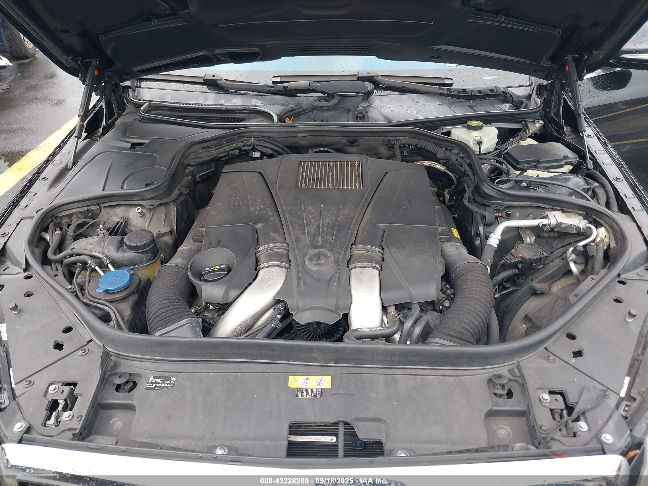 2014 Mercedes-benz S 550 4matic Black vin: WDDUG8FB0EA032765