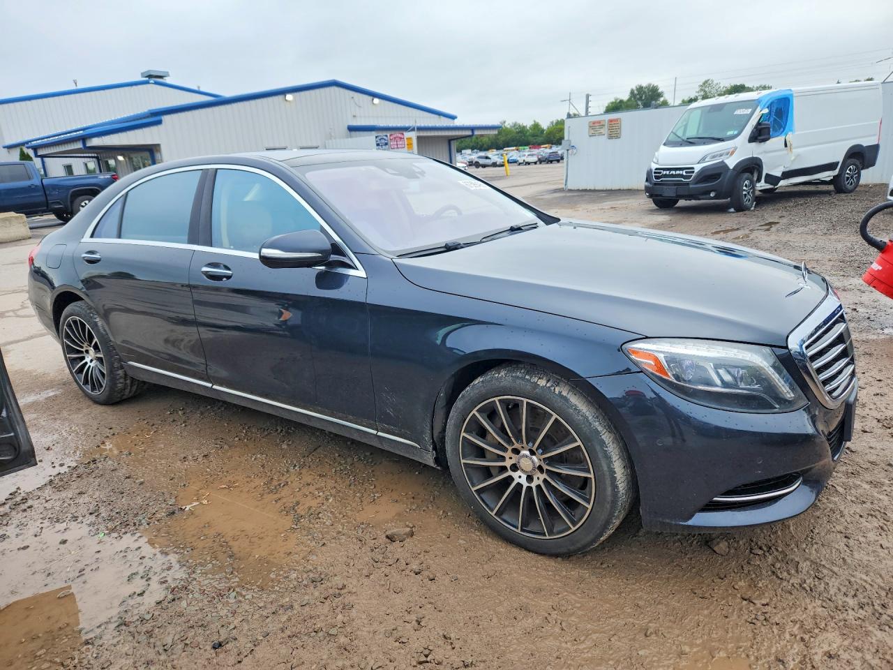 2015 Mercedes-benz S 550 4matic Blue vin: WDDUG8FB0FA084477