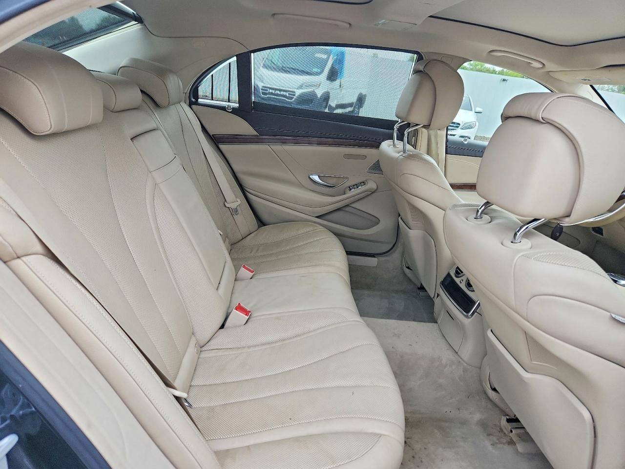 2015 Mercedes-benz S 550 4matic Blue vin: WDDUG8FB0FA084477