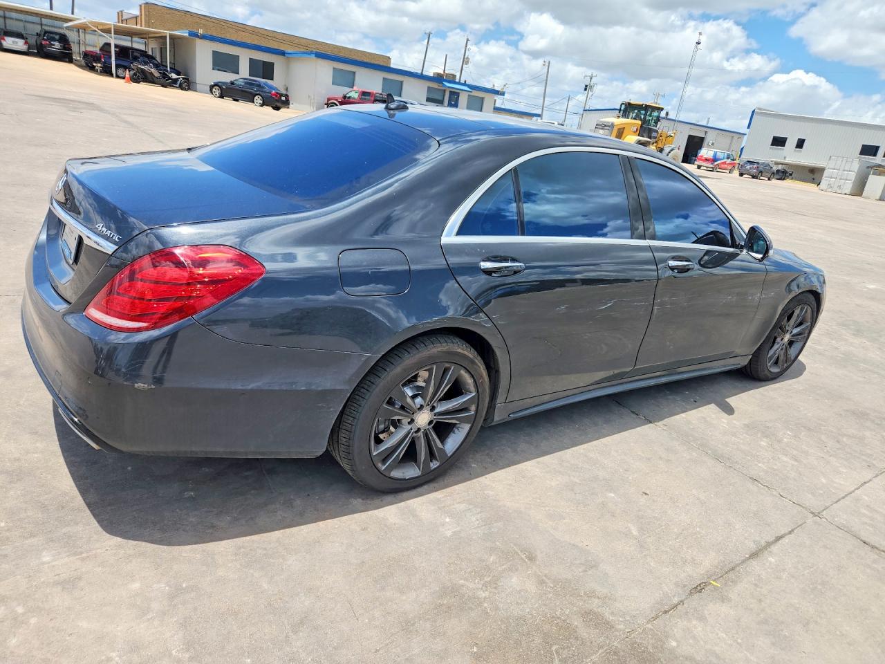 2015 Mercedes-benz S 550 4matic Charcoal vin: WDDUG8FB0FA128199