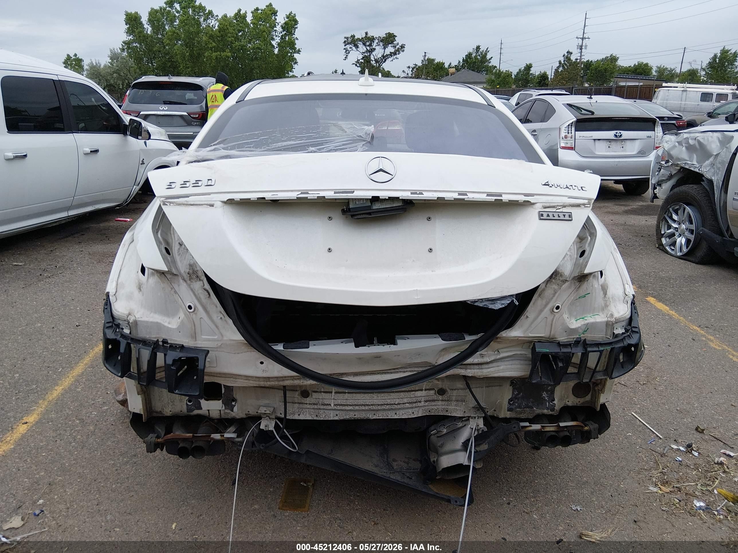 2015 Mercedes-benz S 550 4matic White vin: WDDUG8FB0FA157881