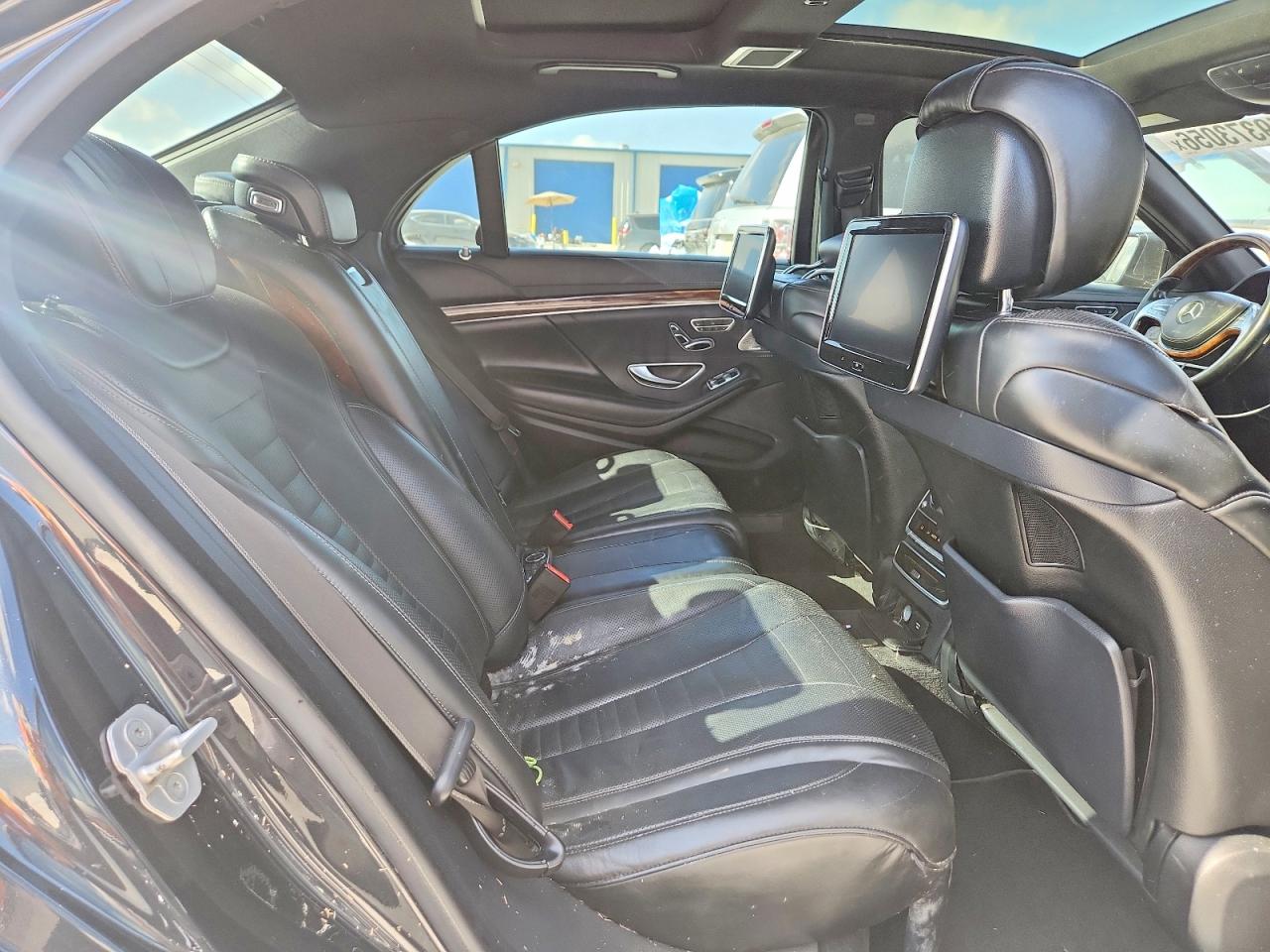 2015 Mercedes-benz S 550 4matic Charcoal vin: WDDUG8FB0FA158531