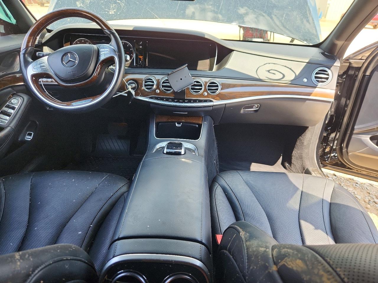 2015 Mercedes-benz S-class S550 Black vin: WDDUG8FB0FA187916