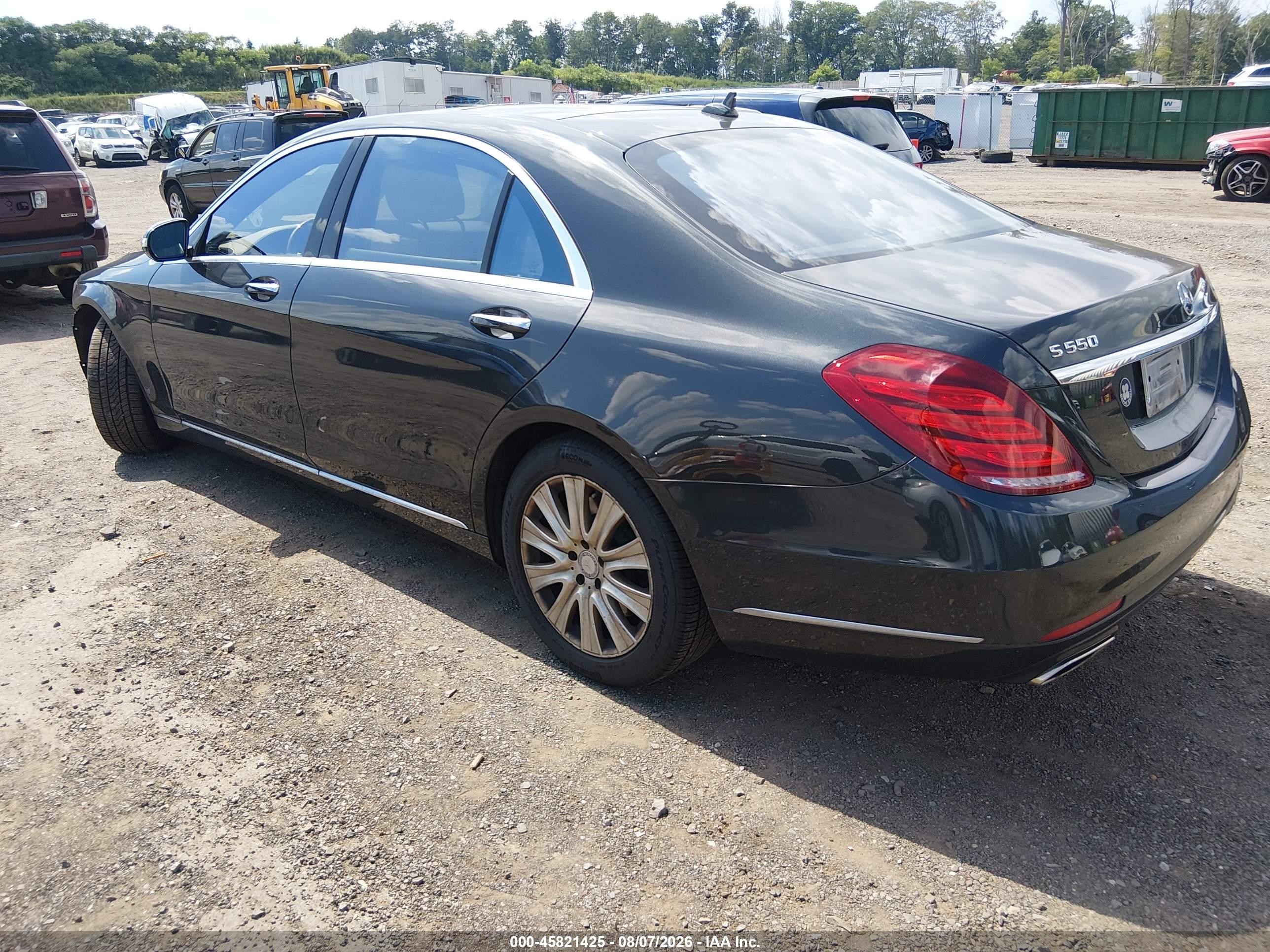 2015 Mercedes-benz S 550 4matic Черный vin: WDDUG8FB1FA125439