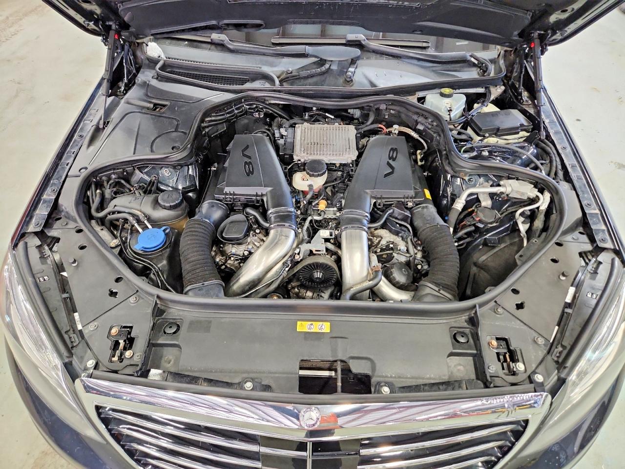 2015 Mercedes-benz S 550 4matic Charcoal vin: WDDUG8FB1FA143049