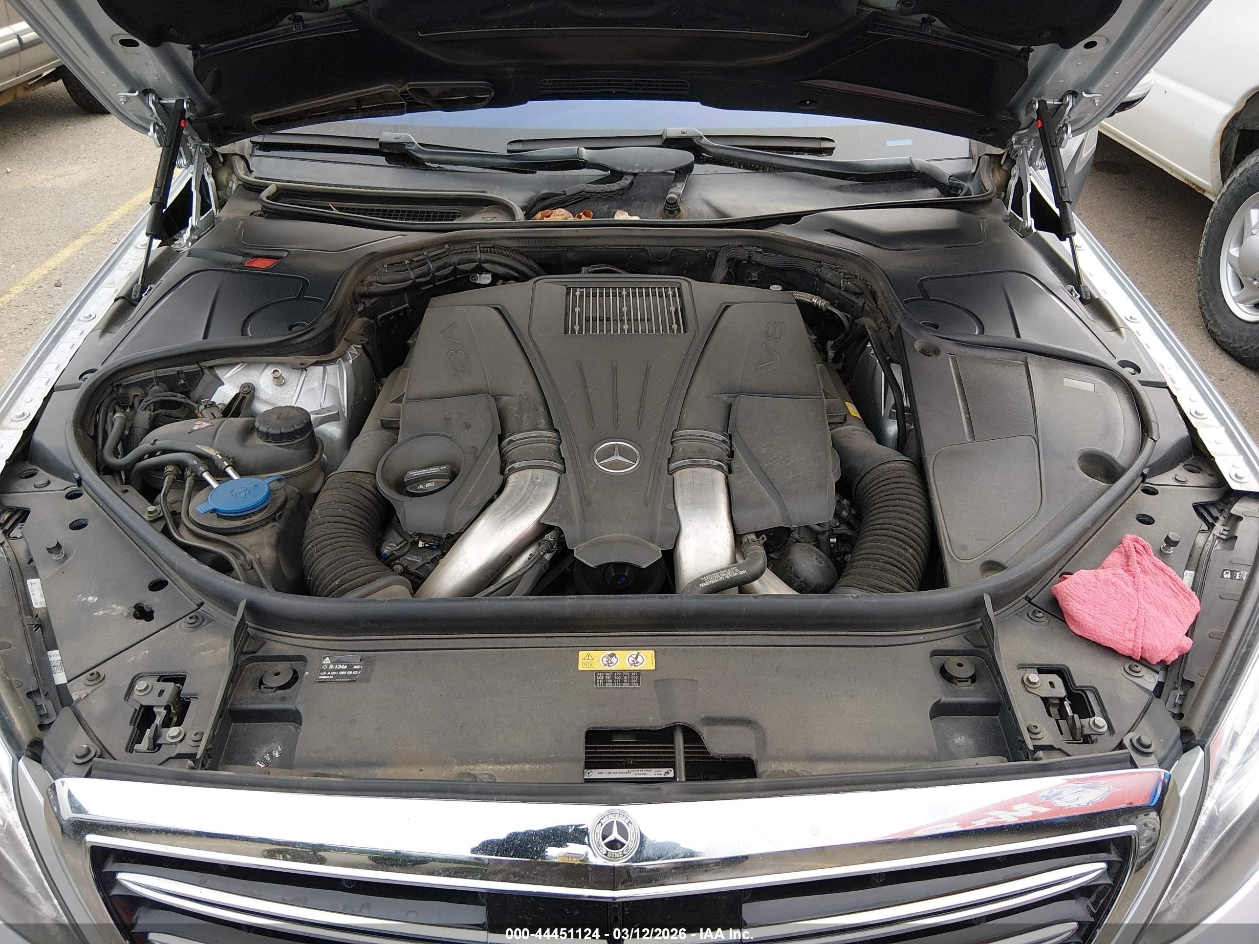 2015 Mercedes-benz S 550 4matic Silver vin: WDDUG8FB1FA184877