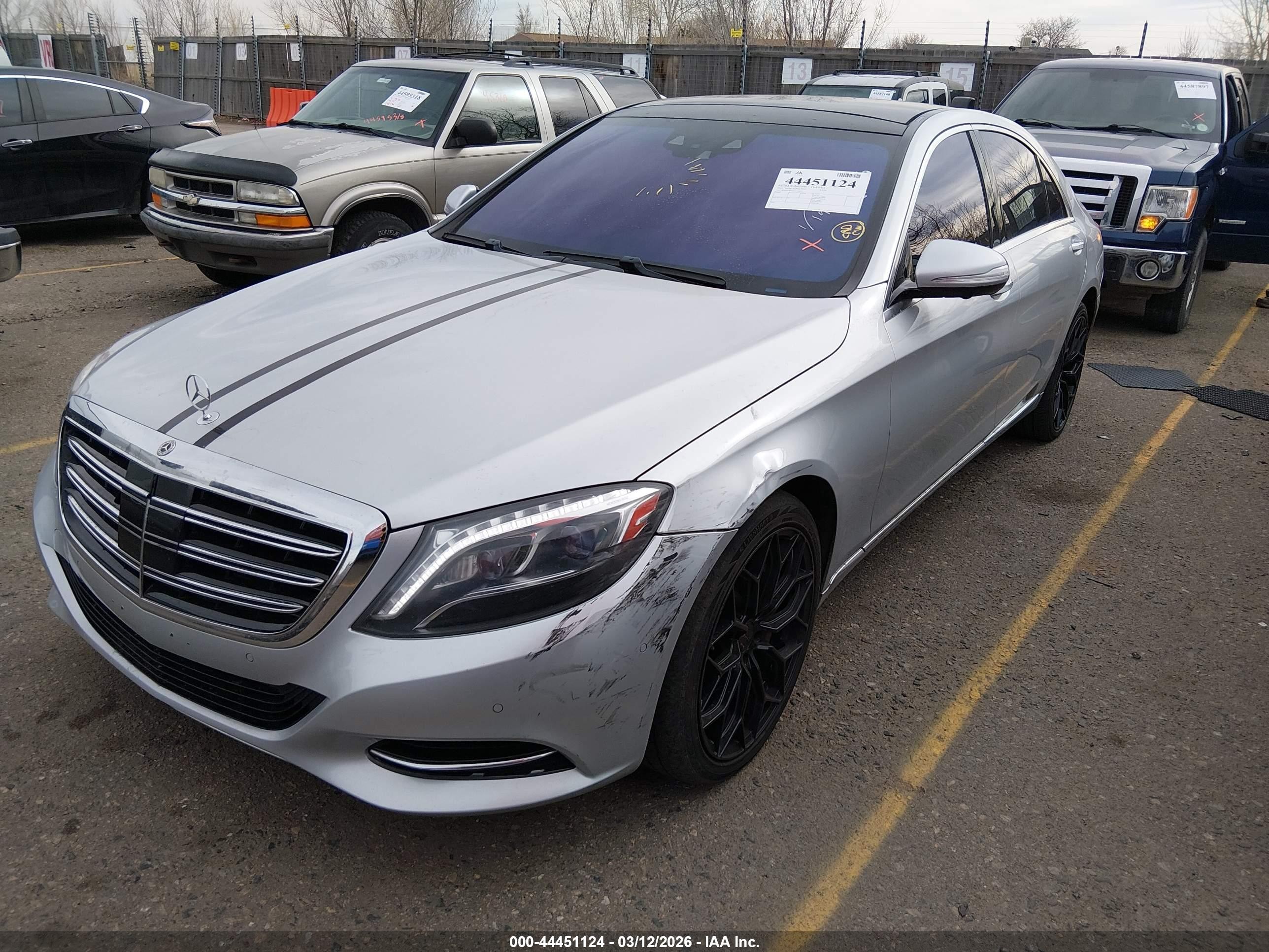 2015 Mercedes-benz S 550 4matic Silver vin: WDDUG8FB1FA184877