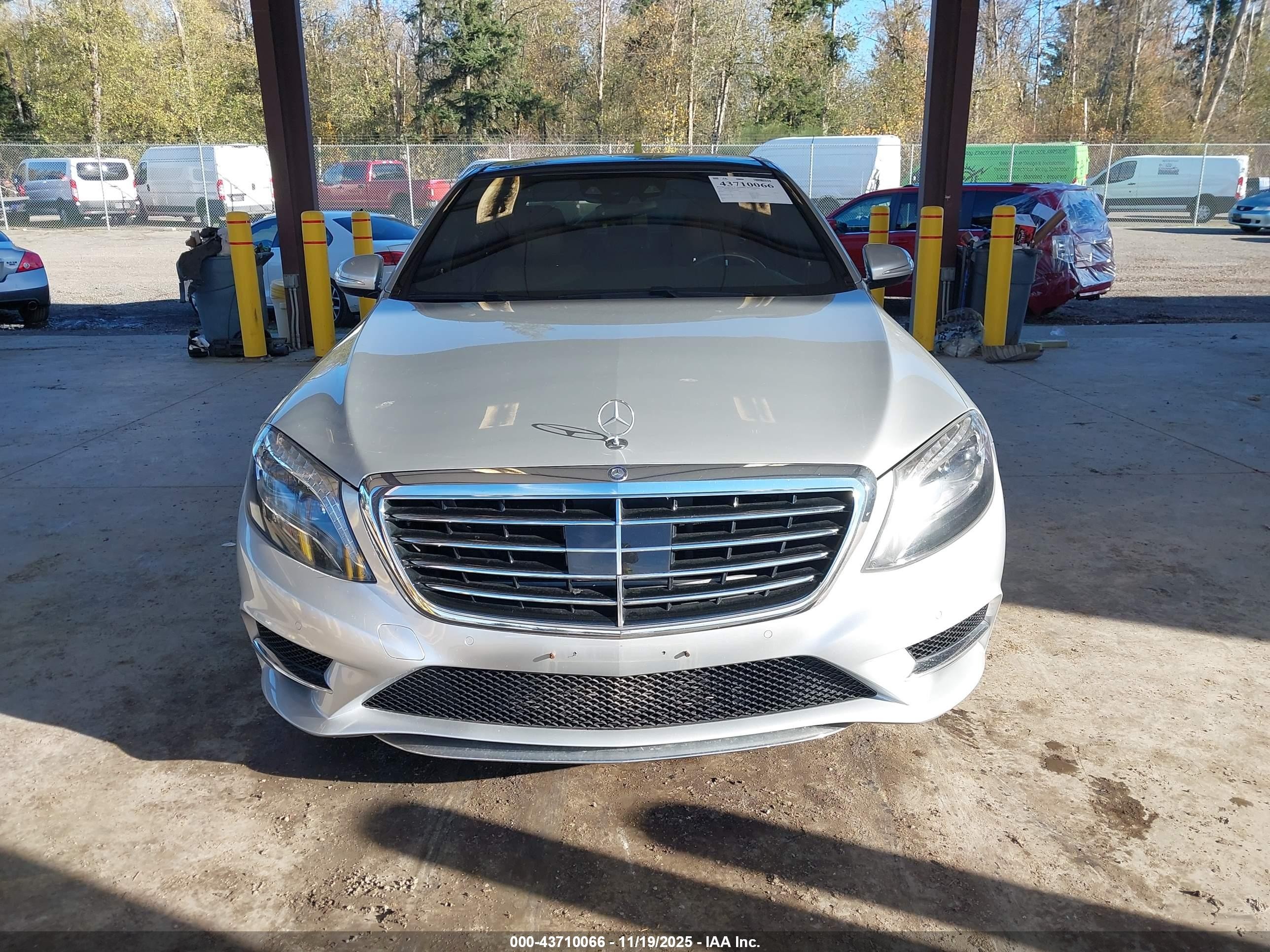 2014 Mercedes-benz S 550 4matic Silver vin: WDDUG8FB2EA065945